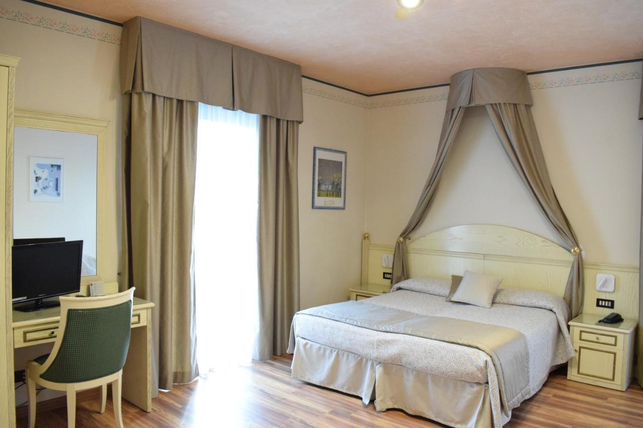 Hotel Carlton Jesolo Extérieur photo