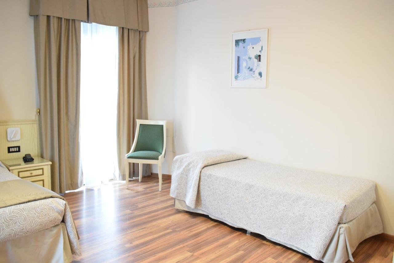 Hotel Carlton Jesolo Extérieur photo