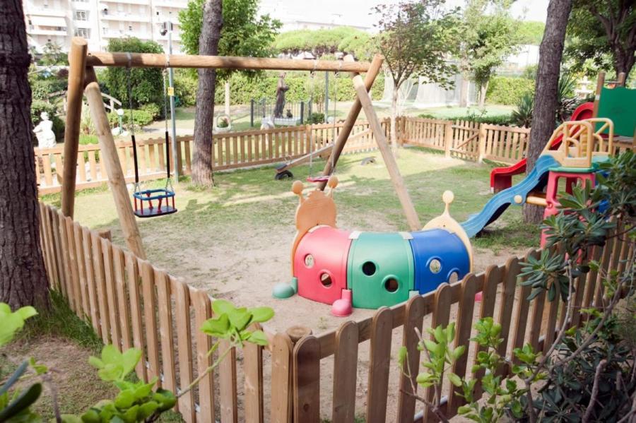 Hotel Carlton Jesolo Extérieur photo